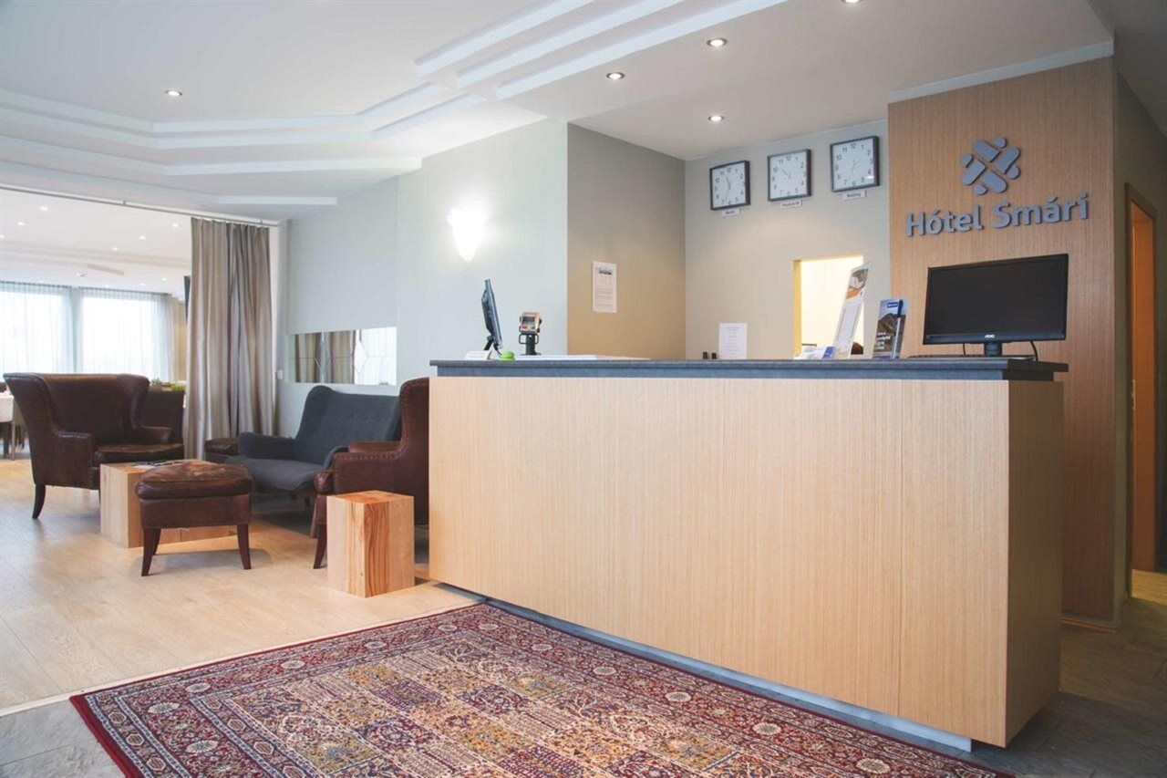 Hotel Smári Kópavogur Buitenkant foto