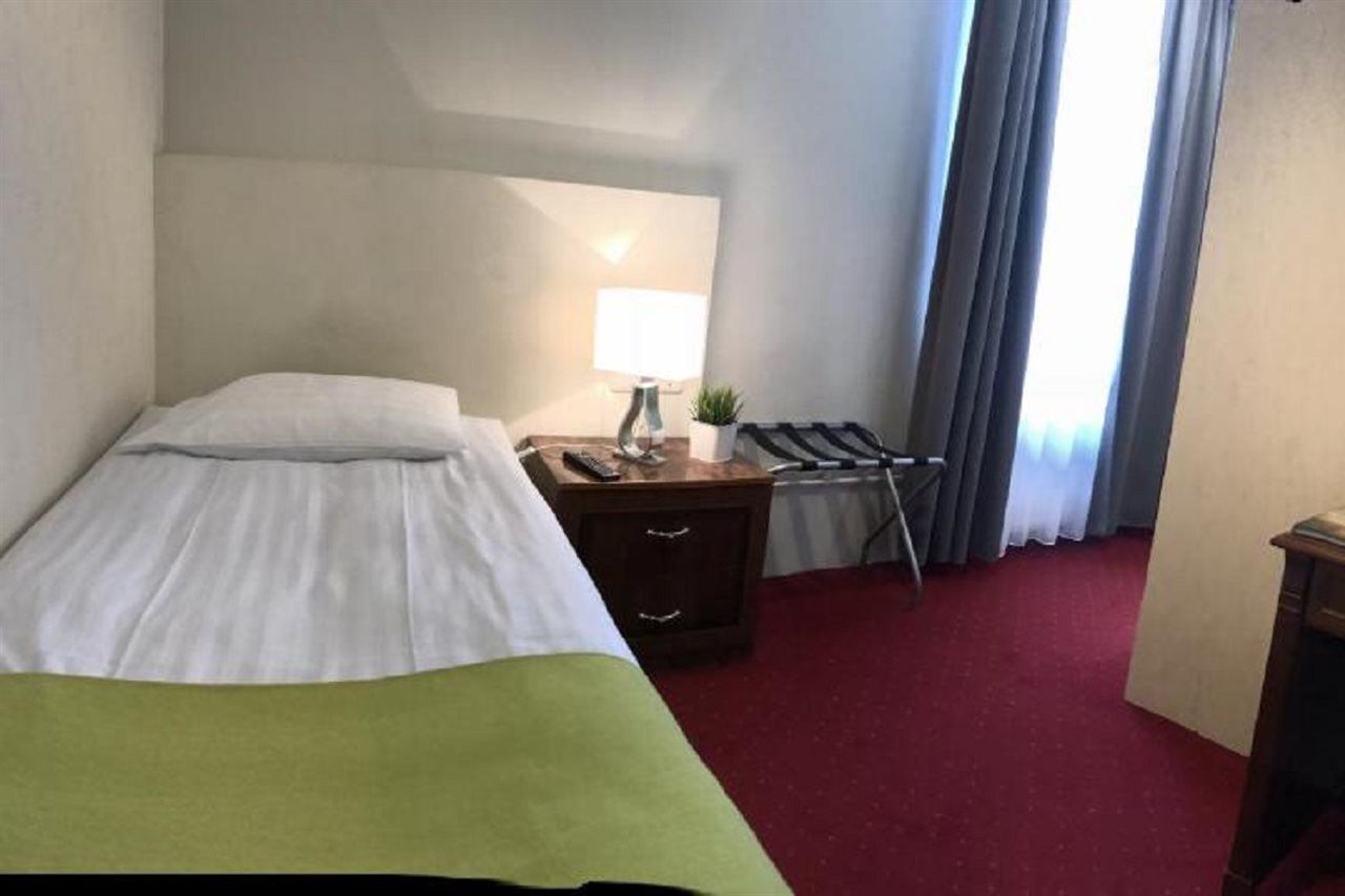 Hotel Smári Kópavogur Buitenkant foto